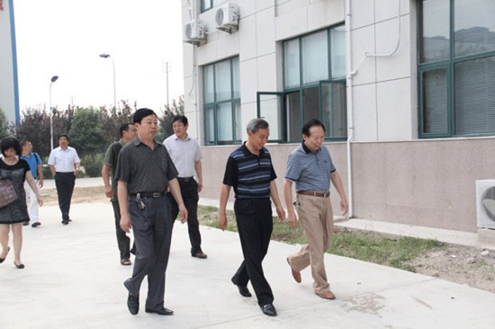 河南省知识产权局局长郭民生莅临公司视察知识产权保护工作