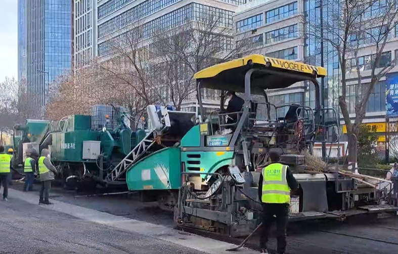 【典型案例】德通技术赋能许昌“道路再生”， 路面再生列车打造城市道路焕新样板。