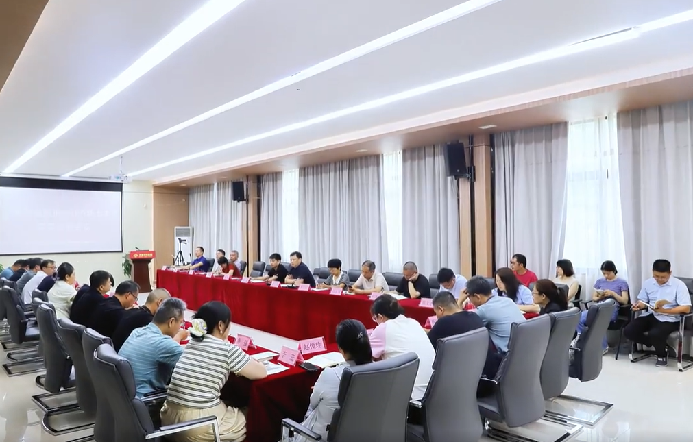 万里交科股份召开2025年上半年经营分析会议，对标任务复盘问题，总结经验明确方向，进一步统一思想、凝聚共识，坚定信心，鼓足干劲，攻坚三季度，冲刺下半年，全力以赴夺取2025“全年胜”！